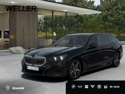 Saphirschwarz (schwarz) Neu 2025 BMW 540 Comfort Edition Kombi | 88.690 € (Etwas zu teuer)
