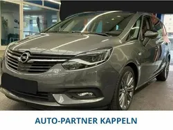You drive me crazy Gebraucht 2017 Opel Zafira Innovation Van / Kleinbus | 14.699 € (Fairer Preis)