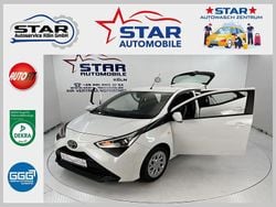 Super (pure) white ii Gebraucht 2022 Toyota Aygo X-play Kleinwagen | 10.890 € (Guter Preis)