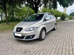 Grau Gebraucht 2012 Seat Altea XL Van / Kleinbus | 3.800 € (Fairer Preis)