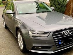 Grau Gebraucht 2013 Audi A4 Ambiente Kombi | 6.900 € (Superpreis)