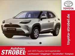 Schimmering silber metallic Neu 2025 Toyota Yaris Cross Business Edition SUV | 24.880 €