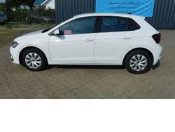 Weiß Gebraucht 2023 VW Polo Life Limousine | 16.390 € (Guter Preis)