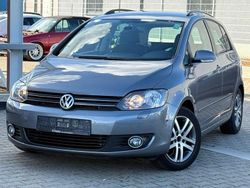 Grau Gebraucht 2009 VW Golf Plus Cross Comfortline Van / Kleinbus | 6.350 € (Fairer Preis)