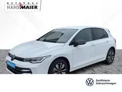 Pure white Gebraucht 2024 VW Golf VIII Goal Limousine | 25.900 € (Superpreis)