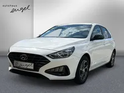 Phantom black (schwarz) Gebraucht 2021 Hyundai i30 Intro Edition | 17.985 € (Fairer Preis)
