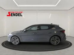 Grau Gebraucht 2023 Cupra Leon VZ Limousine | 34.999 €