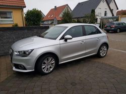 Silber Gebraucht 2013 Audi A1 Sportback Ambition Kleinwagen | 9.999 € (Fairer Preis)