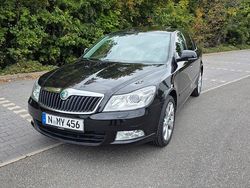 Schwarz Gebraucht 2012 Skoda Octavia Elegance Limousine | 7.000 € (Superpreis)