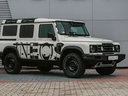 Weiß Gebraucht 2024 Ineos Grenadier Kombi | 65.450 € (Fairer Preis)