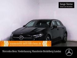 Kosmosschwarz Gebraucht 2024 Mercedes A200 Progressive Limousine | 27.890 € (Guter Preis)