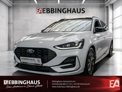 Weiss Gebraucht 2024 Ford Focus ST-Line Kombi | 24.299 € (Guter Preis)