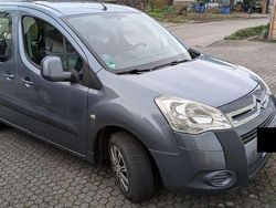 Grau Gebraucht 2011 Citroën Berlingo Van / Kleinbus | 14.200 €