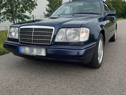 Blau Gebraucht 1995 Mercedes E320 Sportline Cabrio | 25.200 €