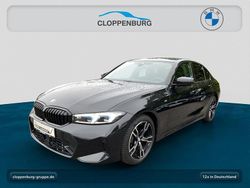 Schwarz Gebraucht 2025 BMW 318 Efficient Dynamics Limousine | 43.950 €