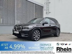 Braun Gebraucht 2022 BMW X5 Sport Line SUV | 48.980 €