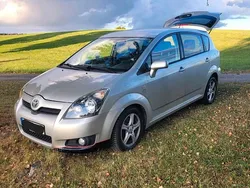 Grau Gebraucht 2008 Toyota Corolla Verso Van / Kleinbus | 2.850 € (Fairer Preis)