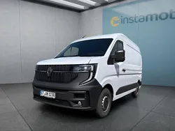 Weiß Gebraucht 2024 Renault Master Van | 38.549 € (Etwas zu teuer)