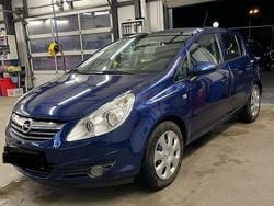Blau Gebraucht 2009 Opel Corsa Edition Limousine | 2.300 € (Guter Preis)