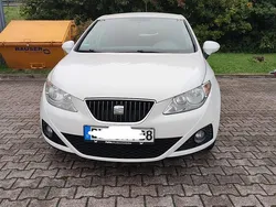 Weiß Gebraucht 2009 Seat Ibiza Kleinwagen | 3.450 € (Fairer Preis)