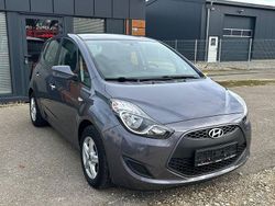 Grau Gebraucht 2015 Hyundai ix20 Classic Kleinwagen | 7.890 € (Fairer Preis)