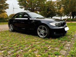 Schwarz Gebraucht 2012 BMW 118 Coupé Sport Line Coupé | 9.200 € (Etwas zu teuer)