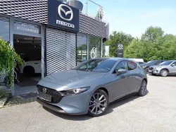 Grau Gebraucht 2021 Mazda 3 Selection Limousine | 17.990 € (Guter Preis)