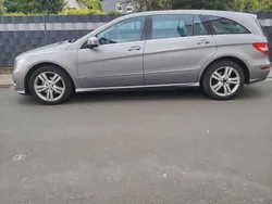 Grau Gebraucht 2012 Mercedes R350 Van / Kleinbus | 12.500 € (Fairer Preis)