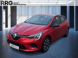 Feuerrot Gebraucht 2023 Renault Clio V Equilibre Limousine | 16.489 € (Fairer Preis)