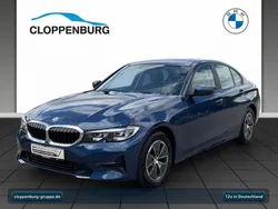 Phytonicblau Gebraucht 2022 BMW 318 Advantage Limousine | 27.999 € (Guter Preis)