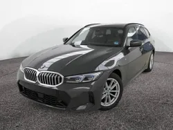 Grau Gebraucht 2024 BMW 320 M Sport Kombi | 38.950 € (Fairer Preis)