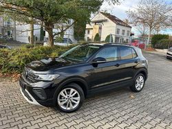 Deep black perleffekt Gebraucht 2024 VW T-Cross Life SUV | 19.980 € (Superpreis)