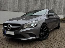 Grau Gebraucht 2016 Mercedes CLA180 Urban Limousine | 11.900 € (Superpreis)