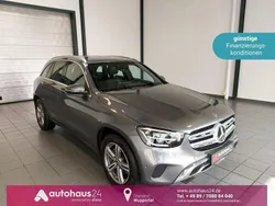 Grau Gebraucht 2020 Mercedes GLC200 SUV | 32.990 € (Fairer Preis)