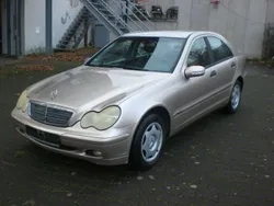 Beige Gebraucht 2003 Mercedes C200 Limousine | 2.450 € (Fairer Preis)