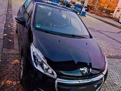 Violet Gebraucht 2017 Peugeot 208 Active Kleinwagen | 6.999 € (Guter Preis)