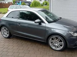Grau Gebraucht 2011 Audi A1 S-Line Kleinwagen | 8.100 € (Fairer Preis)