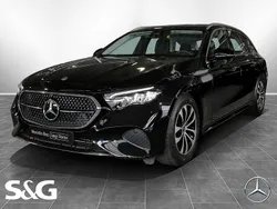 Metalliclack obsidianschwarz Gebraucht 2024 Mercedes E220 Advanced Kombi | 45.980 € (Superpreis)