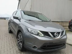 Grau Gebraucht 2017 Nissan Qashqai Tekna SUV | 14.390 € (Fairer Preis)