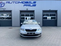 Silber Gebraucht 2015 Skoda Octavia Style Kombi | 9.399 € (Guter Preis)