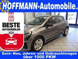 Grau Neu 2025 Renault Clio V Evolution Limousine | 20.550 € (Fairer Preis)