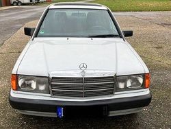 Weiß Gebraucht 1992 Mercedes 190 Limousine | 8.500 €