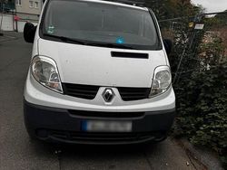 Weiß Gebraucht 2009 Renault Traffic Van / Kleinbus | 3.200 €