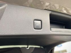 Grau Gebraucht 2022 Ford Kuga ST-Line SUV | 33.550 €