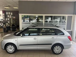 Grau Gebraucht 2009 Skoda Fabia Ambiente Kombi | 3.990 € (Etwas zu teuer)