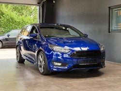Blau Gebraucht 2018 Ford Focus ST-Line Kombi | 9.999 € (Superpreis)