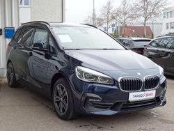 Blau Gebraucht 2018 BMW 220 Gran Tourer Sport Line Van / Kleinbus | 15.950 € (Etwas zu teuer)