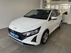 Weiß (weiß white) Neu 2024 Hyundai i20 Limousine | 17.990 € (Superpreis)