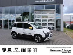 Weiss Gebraucht 2024 Fiat Panda Cross Cross Kleinwagen | 17.999 € (Teuer)