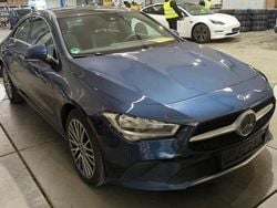 Blau Gebraucht 2021 Mercedes CLA220 Limousine | 25.999 € (Guter Preis)
